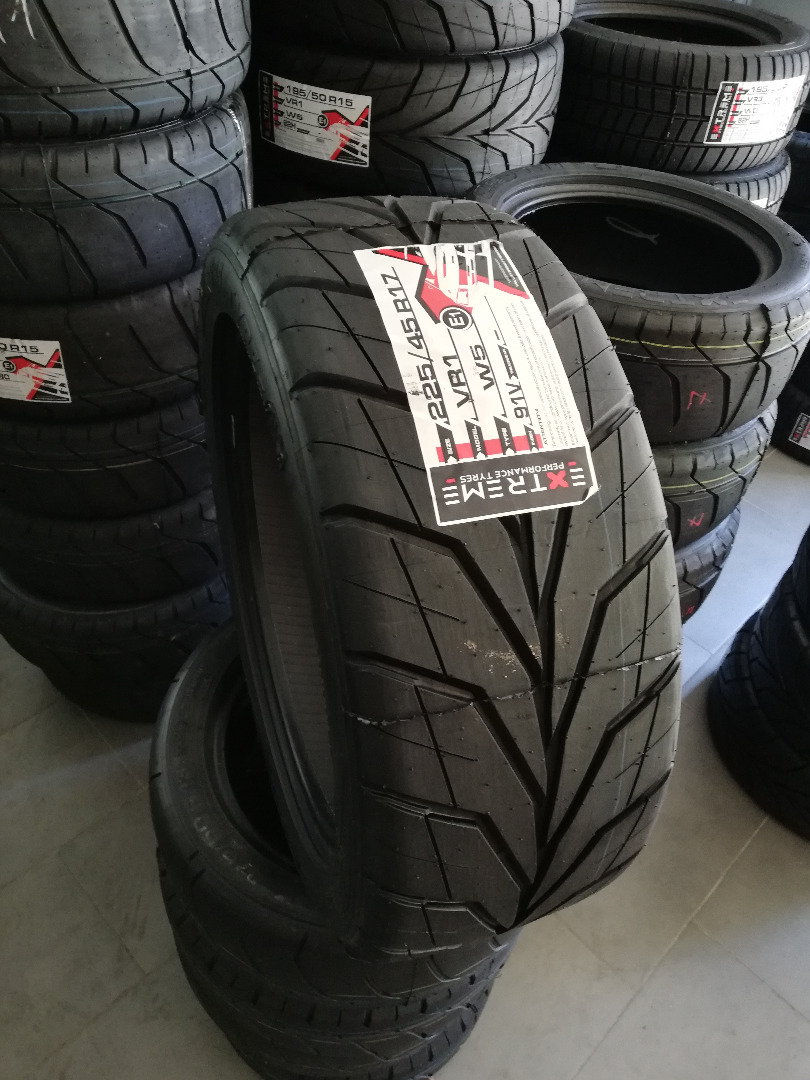 pleegouders Snoep gehandicapt 225/45r17 VR1 - 17" - Extreme-Tyres BeLux